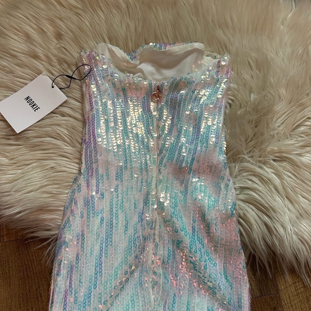 NOOKIE Mira Midi Dress In Iridescent Sequins - Picture 8 of 8